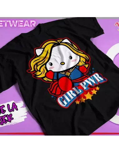 Camiseta exclusiva de Hello Kitty con mensaje Girl Power, perfecta para celebrar el Día de la Mujer.