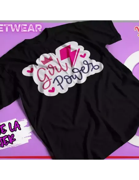 Camiseta especial para el Día de la Mujer con frases feministas inspiradoras.