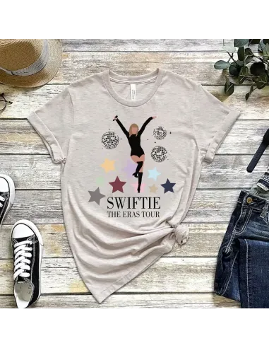 Camiseta Eras Tour para mujeres y niñas, diseño inspirado en Taylor Swift.