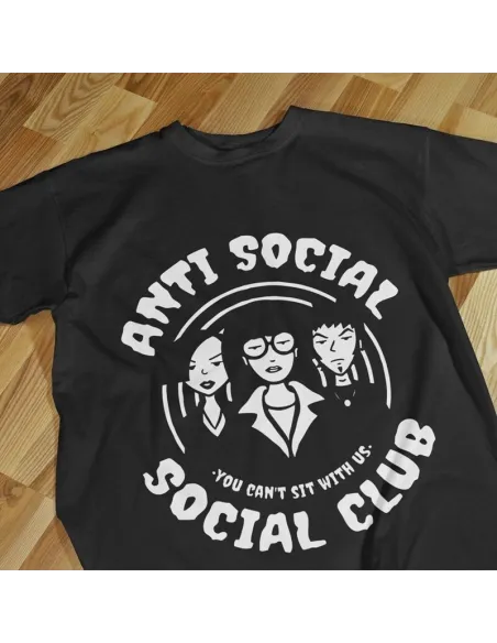 Camiseta Antisocial - Para los que prefieren su propio espacio.