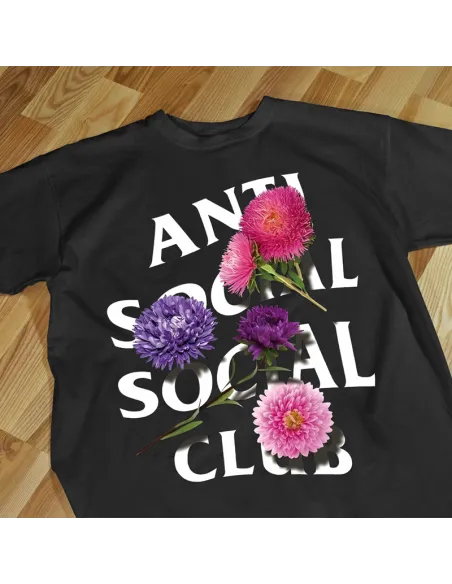 Camiseta Antisocial - Para los que prefieren su propio espacio.