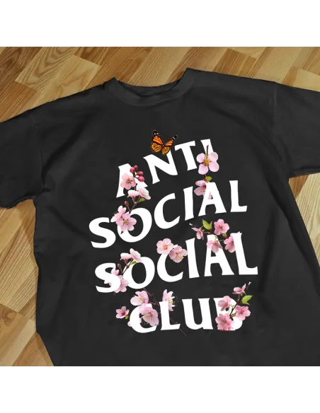 Camiseta Antisocial - Para los que prefieren su propio espacio.