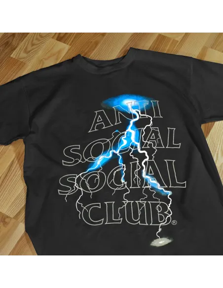 Camiseta Antisocial - Para los que prefieren su propio espacio.