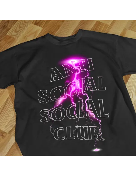Camiseta Antisocial - Para los que prefieren su propio espacio.