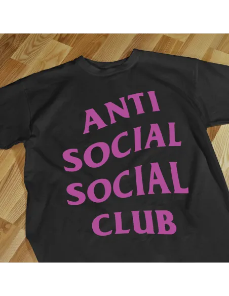 Camiseta Antisocial - Para los que prefieren su propio espacio.