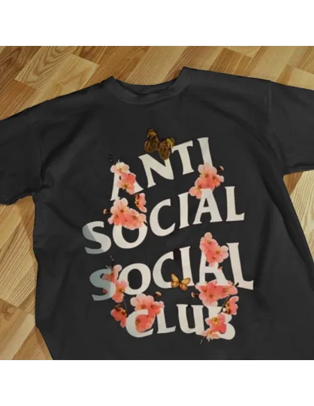 Camiseta Antisocial - Para los que prefieren su propio espacio.