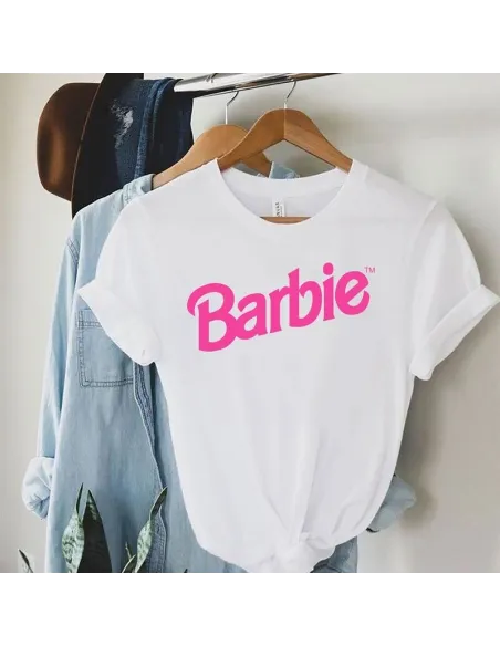 Camiseta Barbie Pink - Moda y comodidad en un solo diseño.