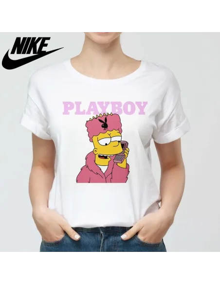 Camiseta Playboy para mujer - Icono de moda urbana.