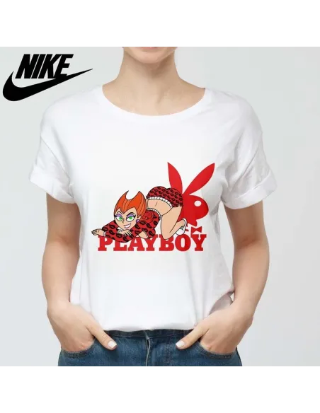 Camiseta Playboy para mujer - Icono de moda urbana.