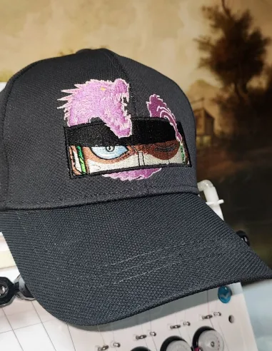 Detalle del dragón bordado estilo anime