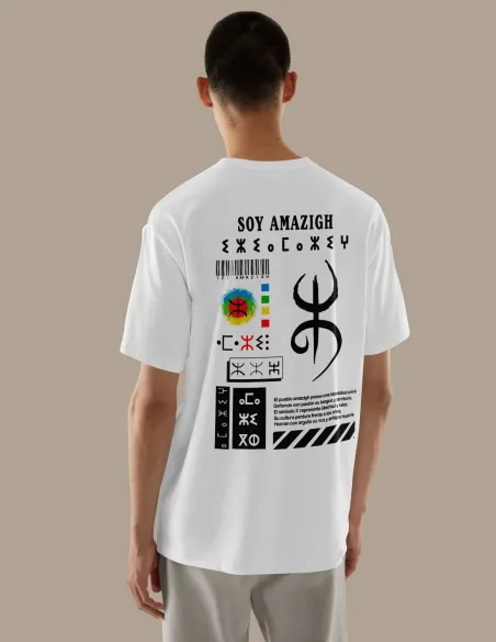Camiseta Soy Amazigh mostrando collage amazigh DTF (espalda)